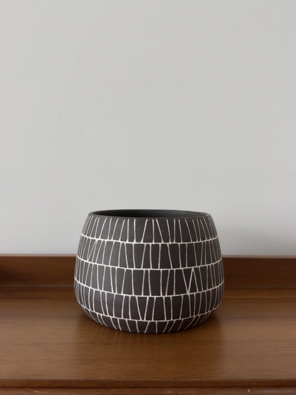 West Elm Little Korboose Rounded Planter - Thatch